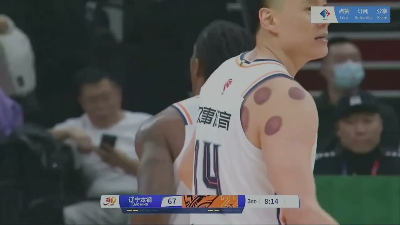 雄鹿队在与
